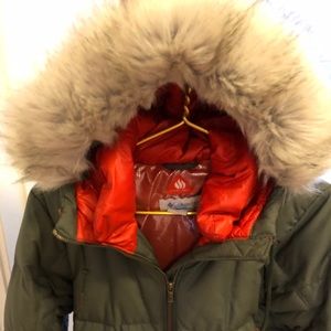 Women’s XS Columbia Down Jacket w Faux Fur Hood
